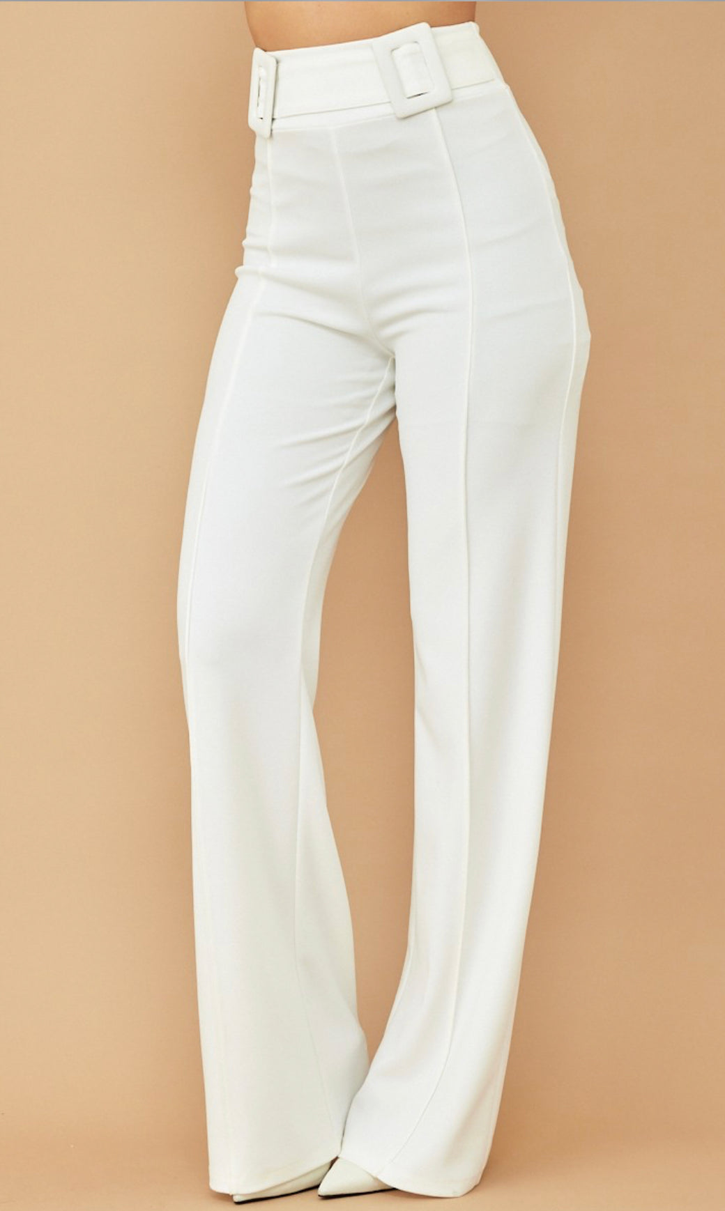 BUCKLE DETAIL HIGH WAIST PANTS- white.